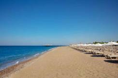 ALARCHA HOTELS RESORTS Pools & Beach